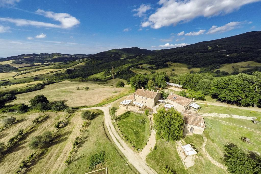 Agriturismo Le Canterie Radicondoli Exterior foto